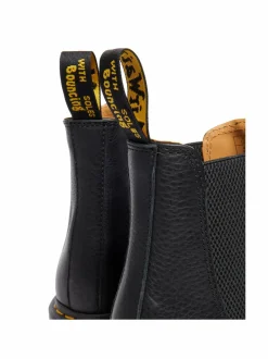 2976 Ambassador -nahkanilkkurit