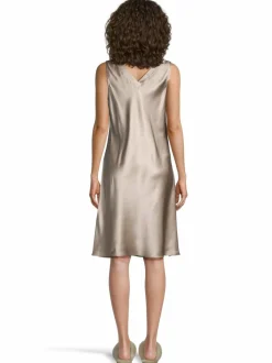 Amelia-silkkiyömekko