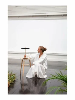 Asteria-pöytävalaisin