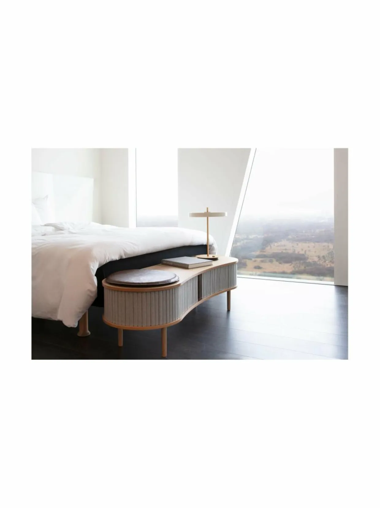 Asteria-pöytävalaisin