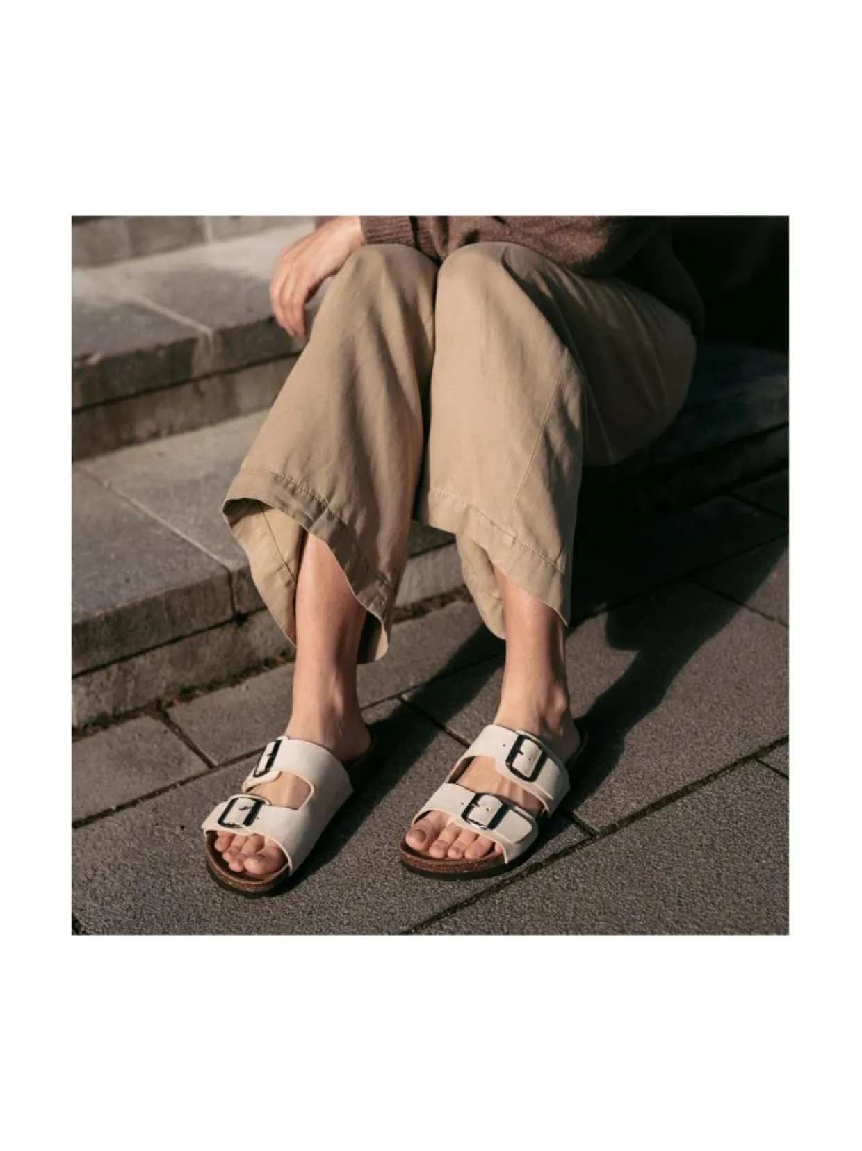 AURINKO Naisten sandaalit