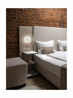 Bonn Round -seinävalaisin