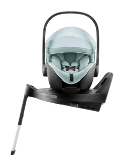 Britax Baby-Safe Pro turvakaukalo ja Vario Base 5Z telakka
