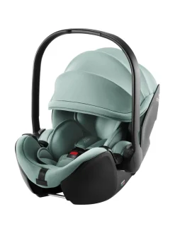 Britax Baby-Safe Pro turvakaukalo ja Vario Base 5Z telakka