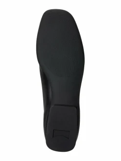 Casi Myra -ballerinat