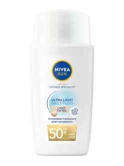 Daily Fluid Light Tinted SPF50+-sävyttävä aurinkosuojavoide kasvoille