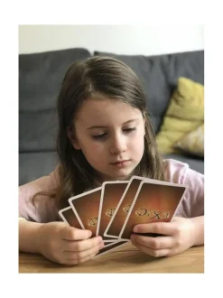 DIXIT lautapeli (suomenkielinen)