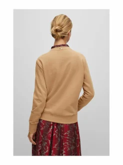 Elaboss-collegepaita