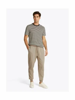 Essential Intechno -joggerit