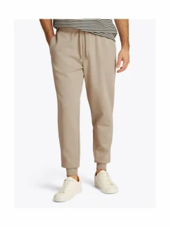 Essential Intechno -joggerit