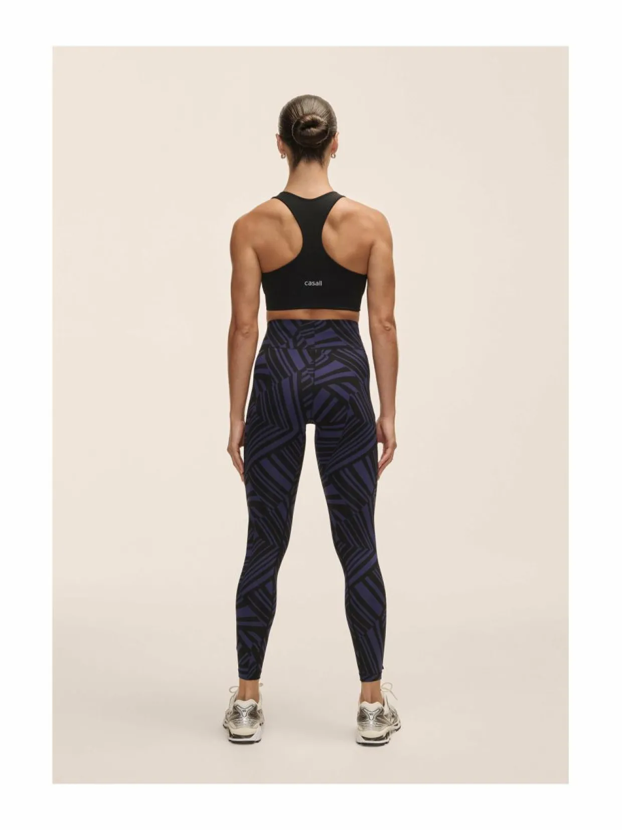 Essential Printed -treenitrikoot