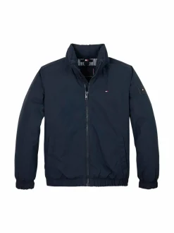 Essential-kevyttoppatakki