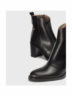 Feminine Heel -korkonilkkurit