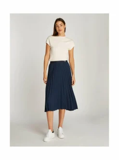 Fluid Pleated Pull On -hame