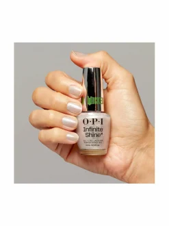 Infinite Shine -kynsilakka