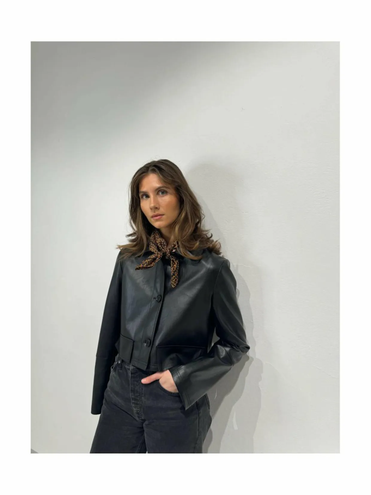 Leo Scarf -silkkihuivi