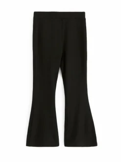 Leveälahkeiset punto-leggingsit