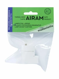 Maadoitettu valaisinpistorasia