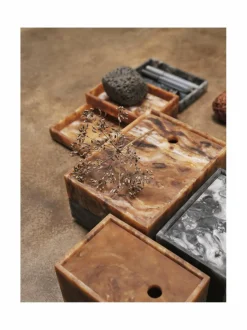 Mist-säilytystarjotin