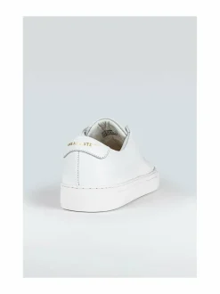 Moore-nahkasneakerit