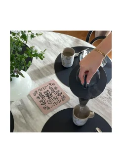 Nahkainen pöytätabletti musta, pyöreä