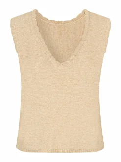 NerissaMD-neuletoppi