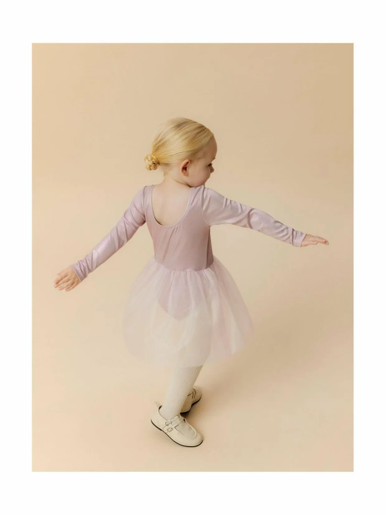 NmfLeonora-tyllimekko