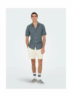 OnsTel-vakosamettishortsit