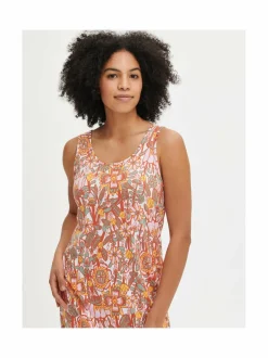 Oodi- yömekko taskuilla