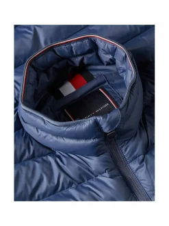 Pakattava kevyttoppatakki