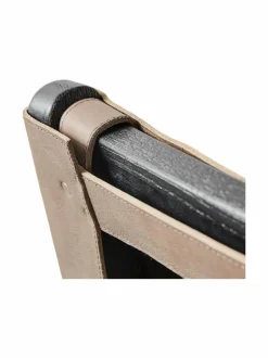 Philosophy lounge -mangopuu-/nahkatuoli