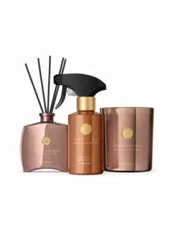 Private Collection Suede Vanilla -pakkaus