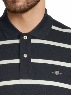 Raidallinen pikeepaita