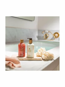 Rose Dunes Bath & Shower Gel -kylpy- ja suihkugeeli 300 ml