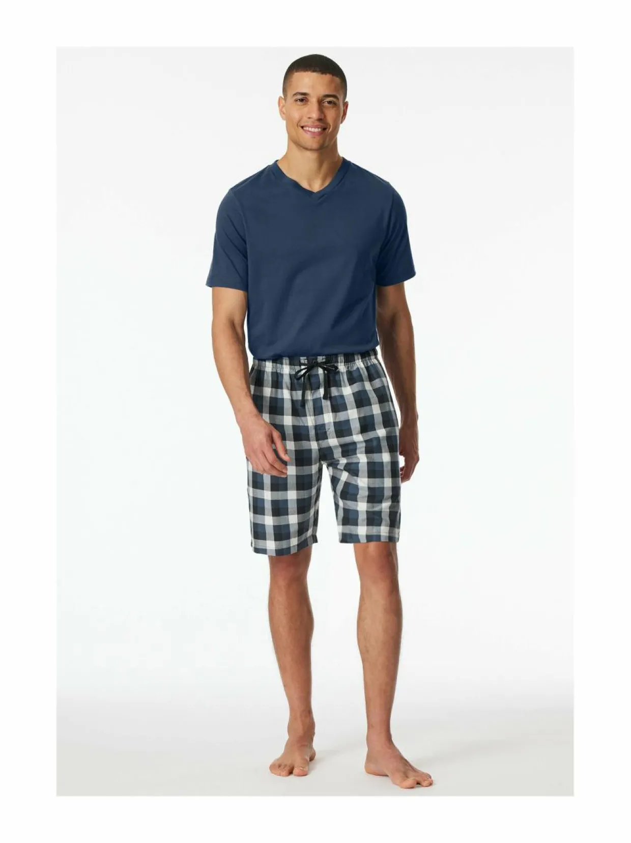 Ruudulliset bermudashortsit