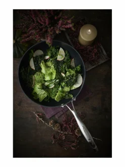 Sauté HaptIQ -haudutuspannu kannella, 28 cm