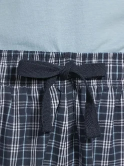 Sebastian-pyjamapaita ja -shortsit