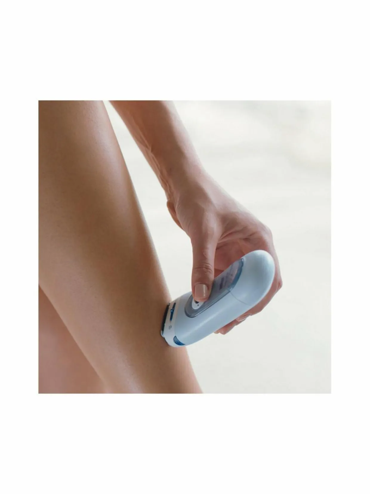 Silk-épil Lady Shaver 5-560 3-in-1 -ladyshaver, trimmeri ja kuorintajärjestelmä