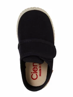 Solid U -kangaskengät