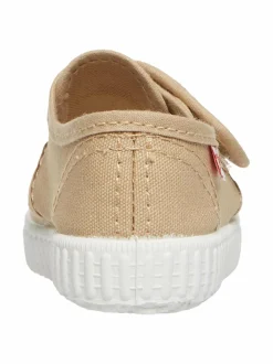 Solid U -kangaskengät