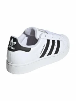 Superstar II -tennarit