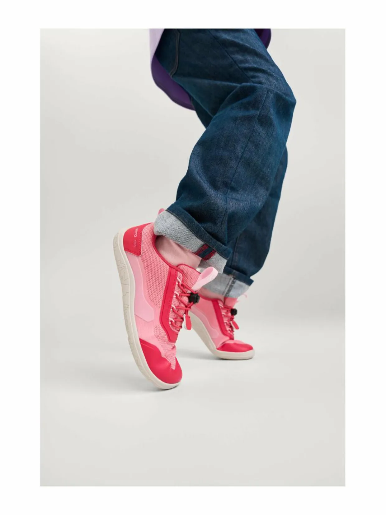 Tallustelu-paljasjalkakengät