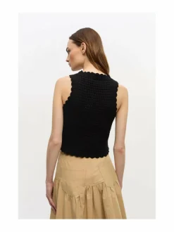 Textured Lace -neuletoppi