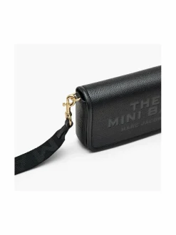 The Mini Bag -nahkalaukku