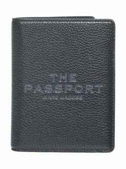The Passport -passikotelo