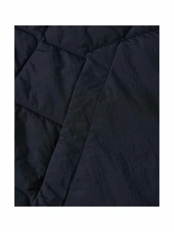 Timanttitikattu liivi