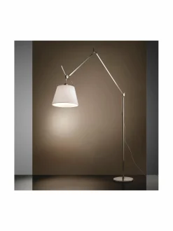 Tolomeo Mega -lattiavalaisin
