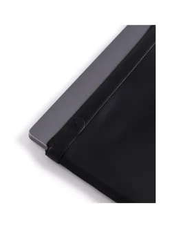 Traveler Laptop Sleeve -tietokonesuoja