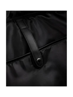 Traveler Weekender Bag -viikonloppulaukku