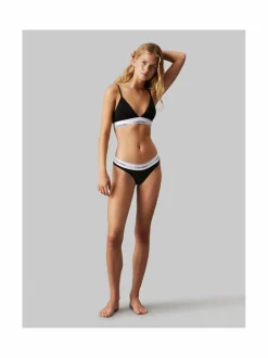 Triangle-rintaliivit